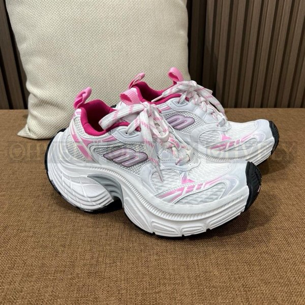 발렌시아가 6XL 스니커즈