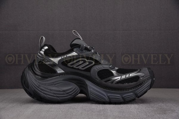 발렌시아가 6XL 스니커즈 블랙 그레이