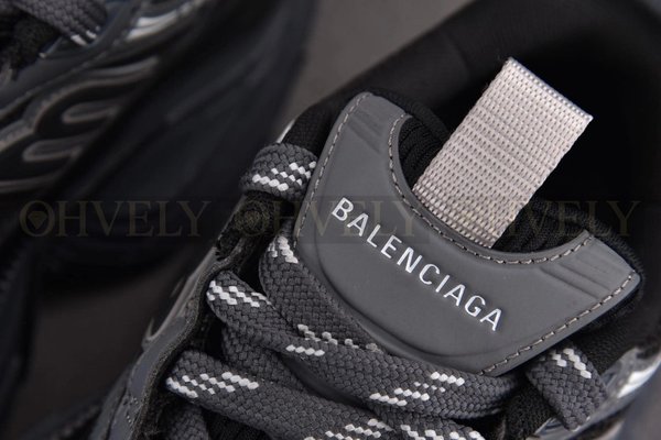 발렌시아가 6XL 스니커즈 블랙 그레이