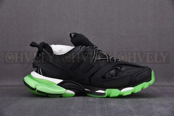 발렌시아가 트랙 블랙 글로우 인 더 다크 스니커즈