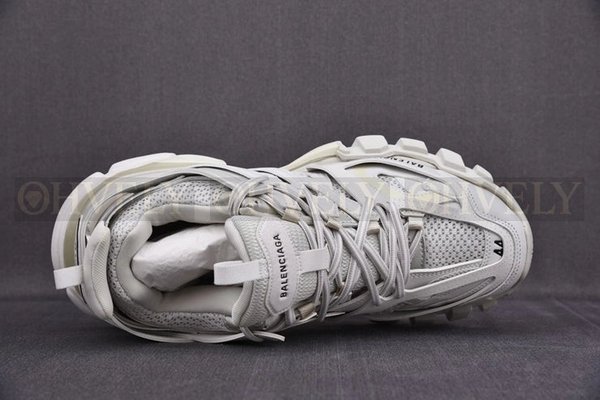 발렌시아가 트랙 리사이클드 솔 그레이 스니커즈