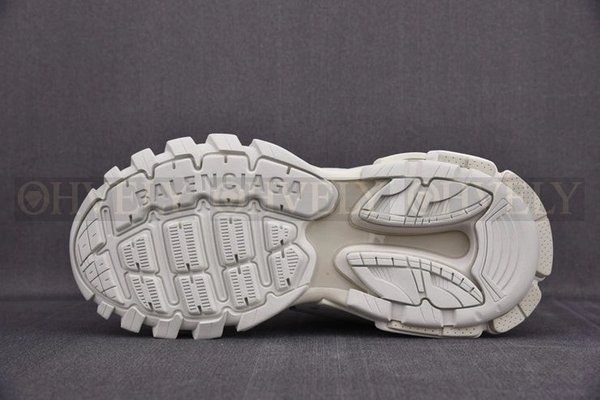 발렌시아가 트랙 리사이클드 솔 그레이 스니커즈