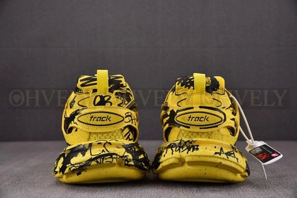 발렌시아가 트랙 그래피티 옐로우 스니커즈