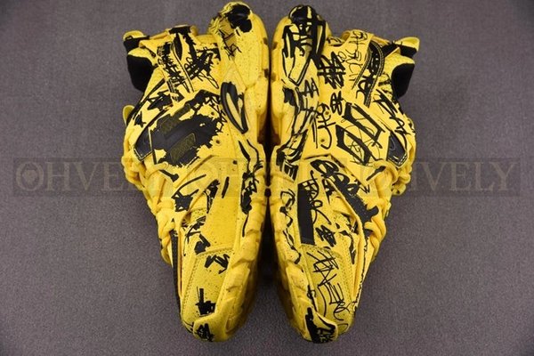 발렌시아가 트랙 그래피티 옐로우 스니커즈