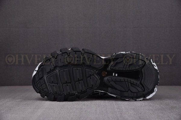 발렌시아가 트랙 그래피티 블랙 프린트 스니커즈