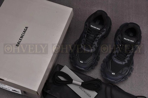 발렌시아가 트랙 3 블랙 스니커즈