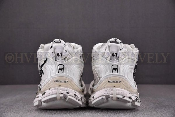 발렌시아가 러너 그래피티 화이트 스니커즈