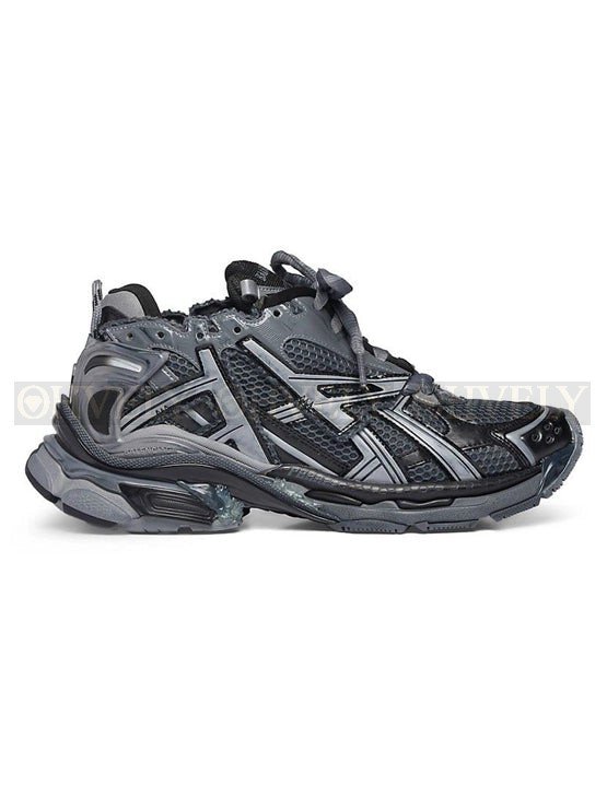 발렌시아가 러너 7 챠콜 스니커즈