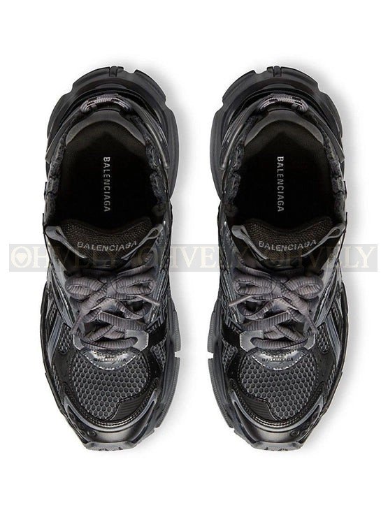 발렌시아가 러너 7 챠콜 스니커즈