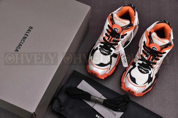 발렌시아가 러너 7 화이트 오렌지 블랙 스니커즈