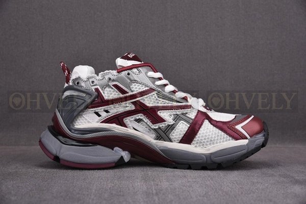 발렌시아가 러너 7 화이트 버건디 스니커즈