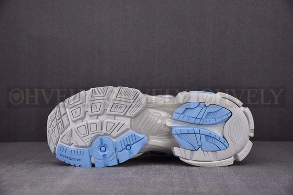 발렌시아가 러너 7 화이트 라이트 블루 스니커즈