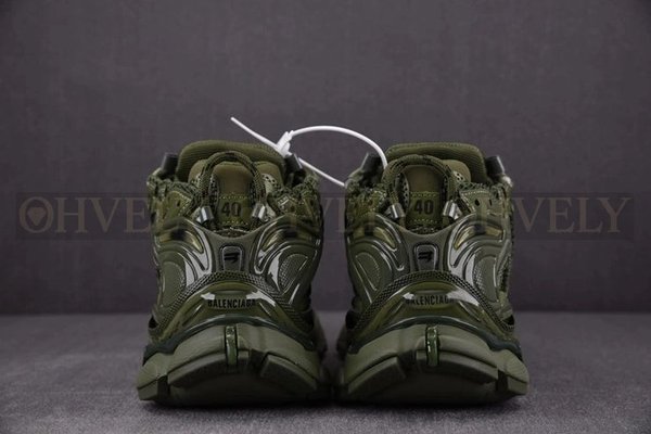 발렌시아가 러너 7 카키 스니커즈