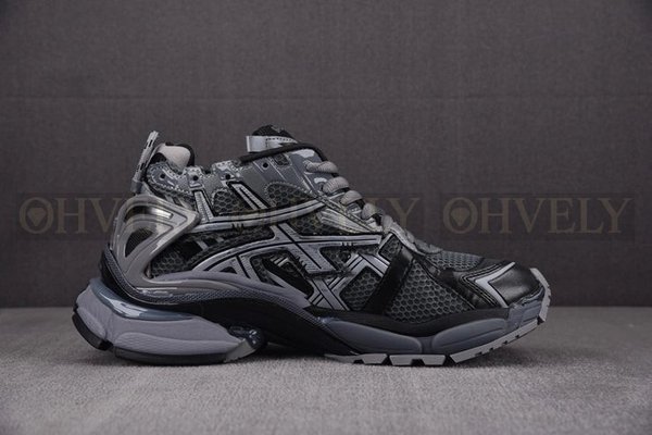 발렌시아가 러너 7 다크 그레이 스니커즈