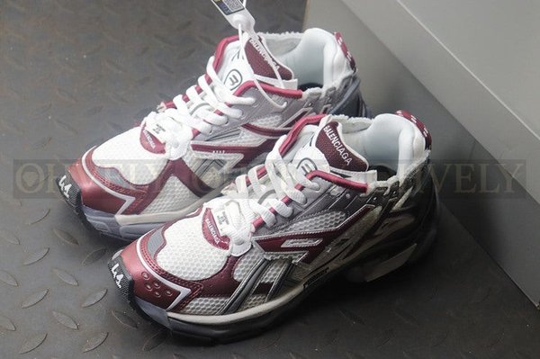 발렌시아가 러너 7 그레이 버건디 스니커즈
