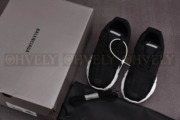 발렌시아가 팬텀 블랙 화이트 메시 스니커즈