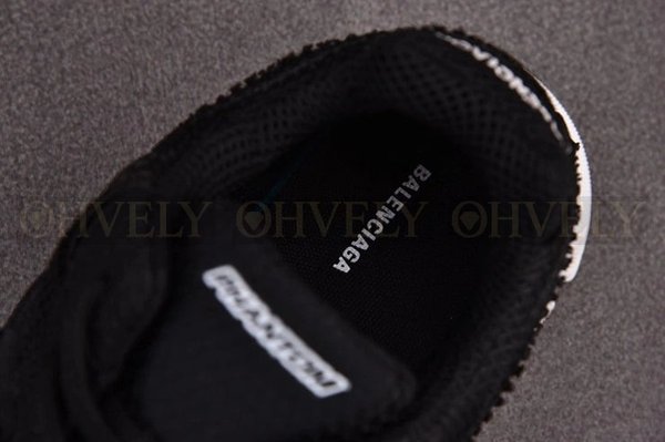 발렌시아가 팬텀 블랙 화이트 메시 스니커즈