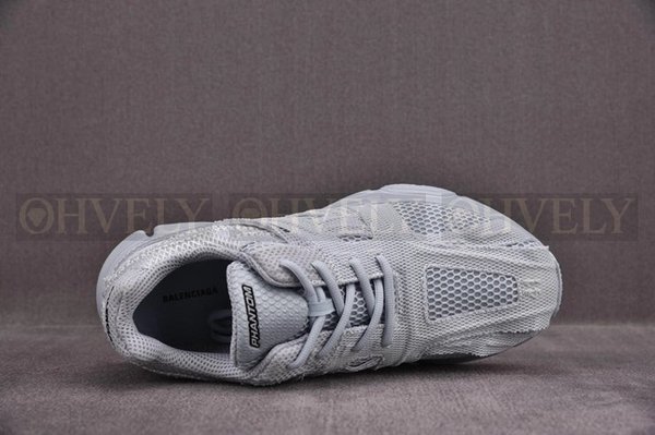 발렌시아가 팬텀 그레이 메시 스니커즈