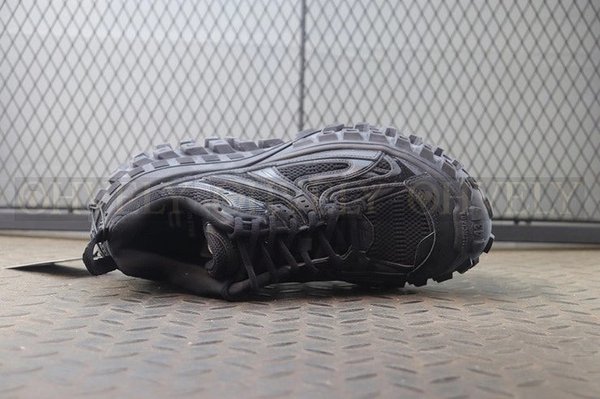 발렌시아가 바운서 블랙 메쉬 스니커즈