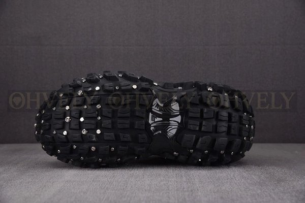 발렌시아가 바운서 블랙 스크류 스니커즈