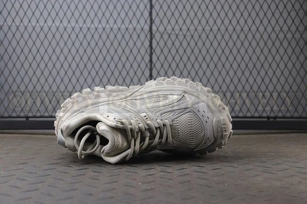 발렌시아가 바운서 베이지 스니커즈