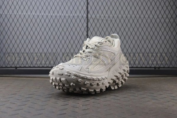 발렌시아가 바운서 베이지 스니커즈