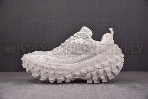 발렌시아가 바운서 화이트 스니커즈