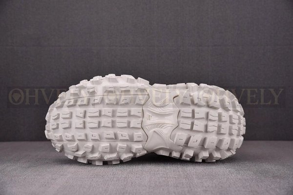 발렌시아가 바운서 화이트 스니커즈