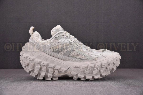 발렌시아가 바운서 화이트 스니커즈