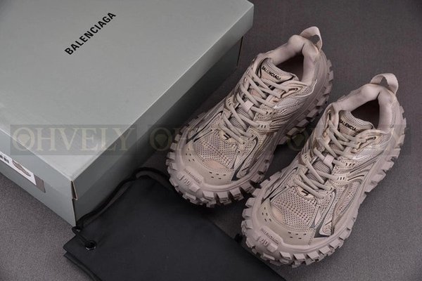 발렌시아가 바운서 브라운 스니커즈