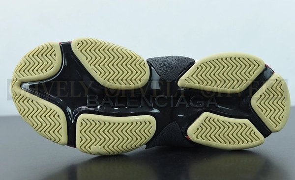 발렌시아가x구찌 해커 프로젝트 트리플 S 베이지 에보니 GG 슈프림 블랙 화이트 레드