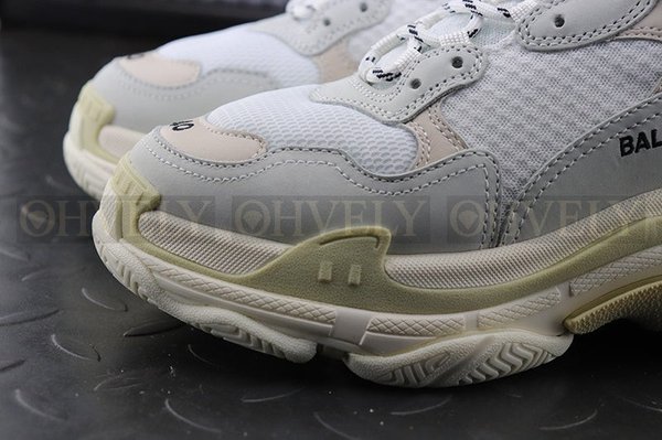 발렌시아가 트리플S - Cream