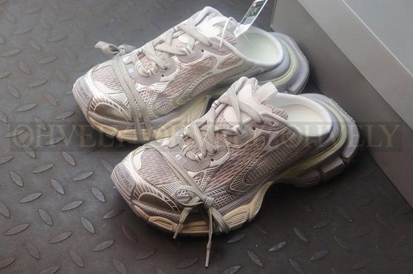 발렌시아가 3XL 베이지 뮬 스니커즈