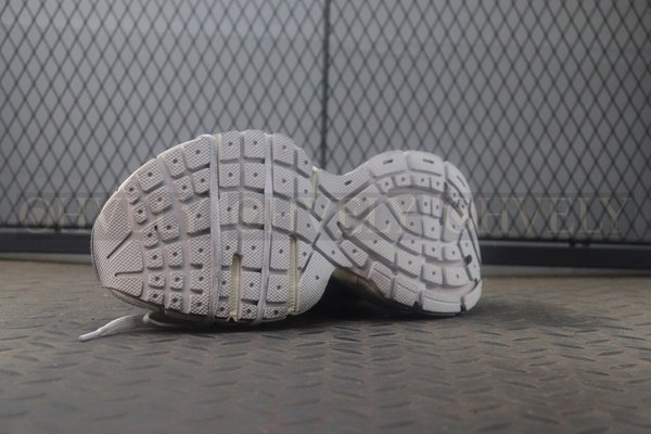 발렌시아가 3XL 에그쉘 스니커즈