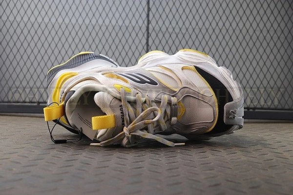 발렌시아가 카고 스니커즈