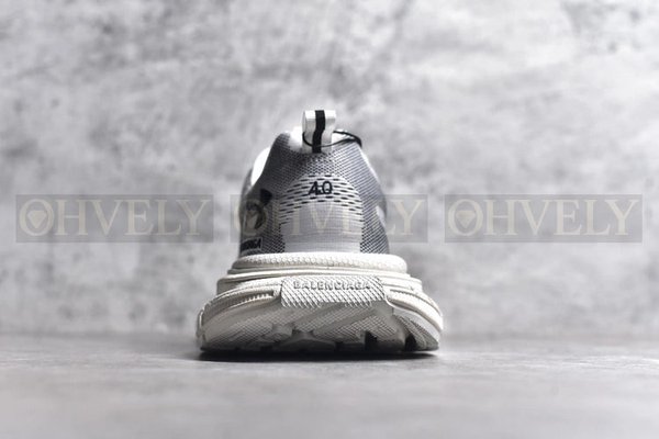 발렌시아가 x 언더아머 3XL 니트 스니커즈 화이트 블랙