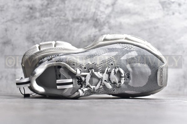 발렌시아가 x 언더아머 3XL 니트 스니커즈 화이트 블랙