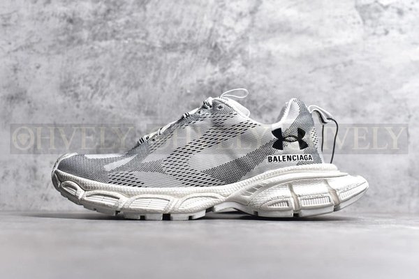 발렌시아가 x 언더아머 3XL 니트 스니커즈 화이트 블랙