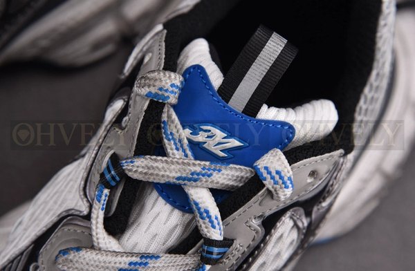 발렌시아가 3XL 스니커즈 그레이 화이트 블루