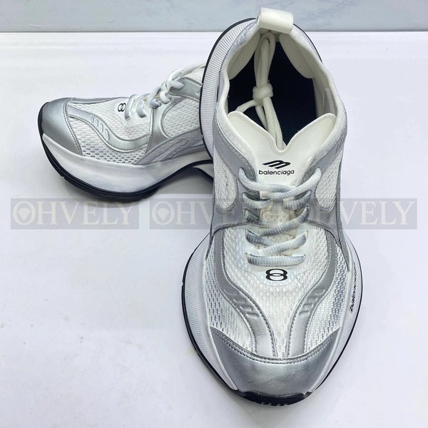 발렌시아가 서킷 스니커즈 화이트 실버