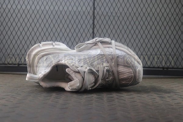 발렌시아가 3XL 라이트 베이지 스니커즈