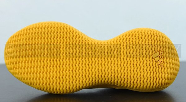 아디다스 이지 니트 러너 설퍼