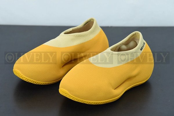 아디다스 이지 니트 러너 설퍼