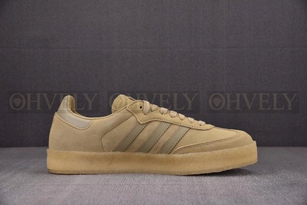 아디다스 x 클락스 x 로니 피그 8th 스트리트 삼바 사바나