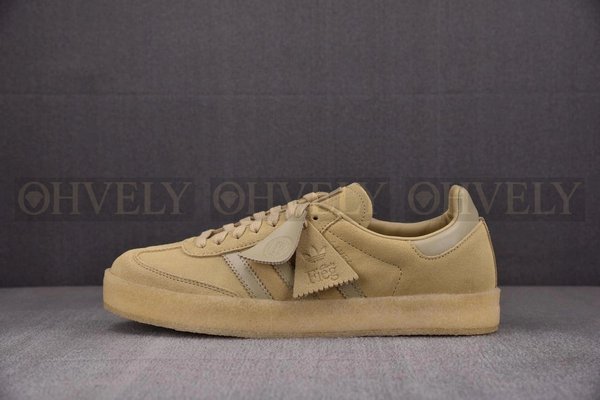 아디다스 x 클락스 x 로니 피그 8th 스트리트 삼바 사바나