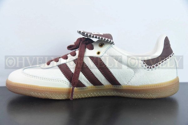 아디다스 x 웨일스 보너 포니 토널 삼바 크림 화이트 미스테리 브라운