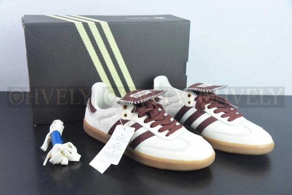 아디다스 x 웨일스 보너 포니 토널 삼바 크림 화이트 미스테리 브라운