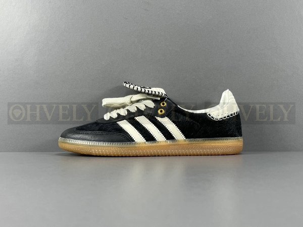 아디다스 x 웨일스 보너 포니 토널 삼바 코어 블랙 크림 화이트