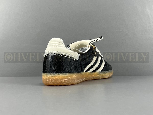 아디다스 x 웨일스 보너 포니 토널 삼바 코어 블랙 크림 화이트