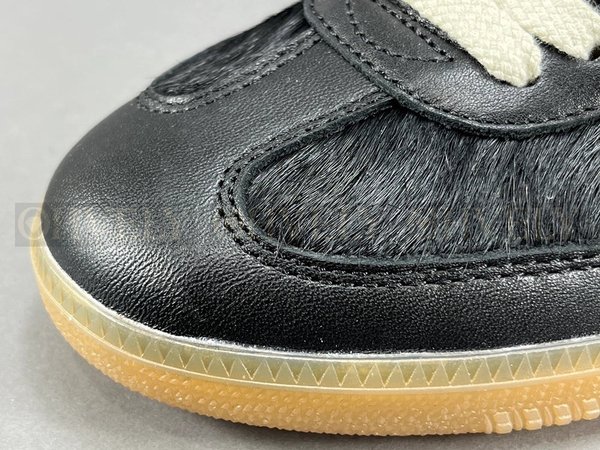 아디다스 x 웨일스 보너 포니 토널 삼바 코어 블랙 크림 화이트